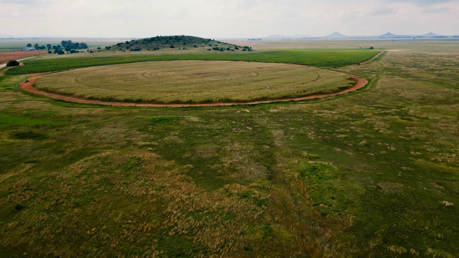 8 Bedroom Property for Sale in Bloemfontein Rural Free State